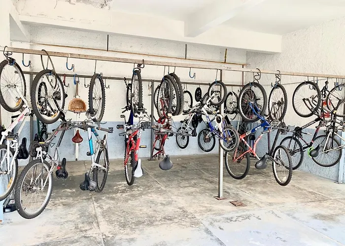 101- Lindo Apartamento Amplo E Decorado, 2 Quartos, Sala, Cozinha Completa, Mobiliario Moderno, Lavanderia , Excelente Localizacao No Bairro Bigorrilho