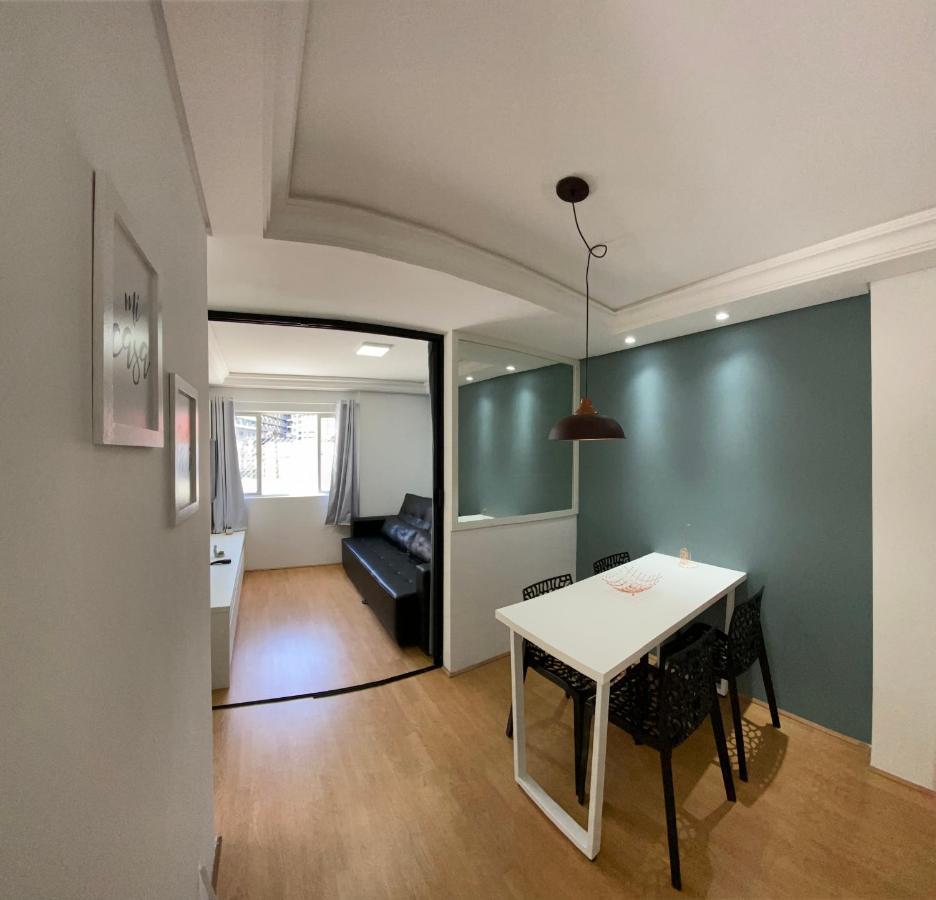 Apartment Bigorrilho: Amplo, Moderno E Bem Localizado