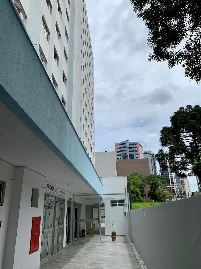 Apartment Bigorrilho: Amplo, Moderno E Bem Localizado